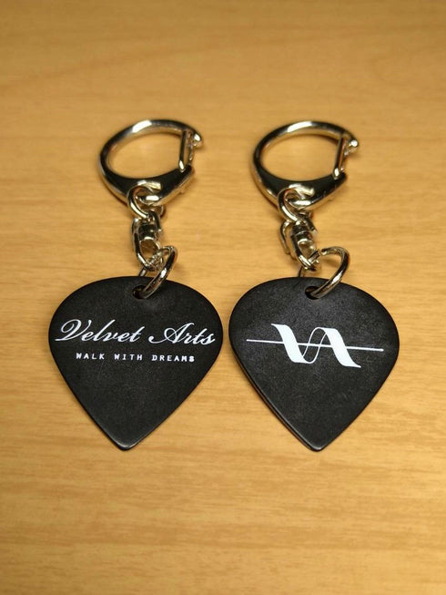 ピックチャーム