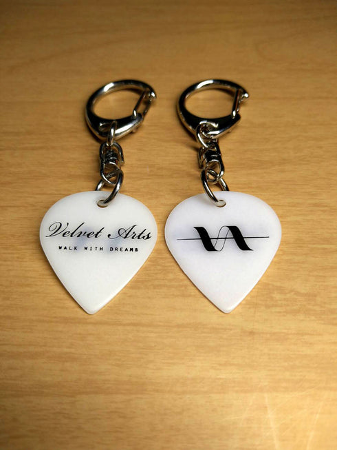 ピックチャーム