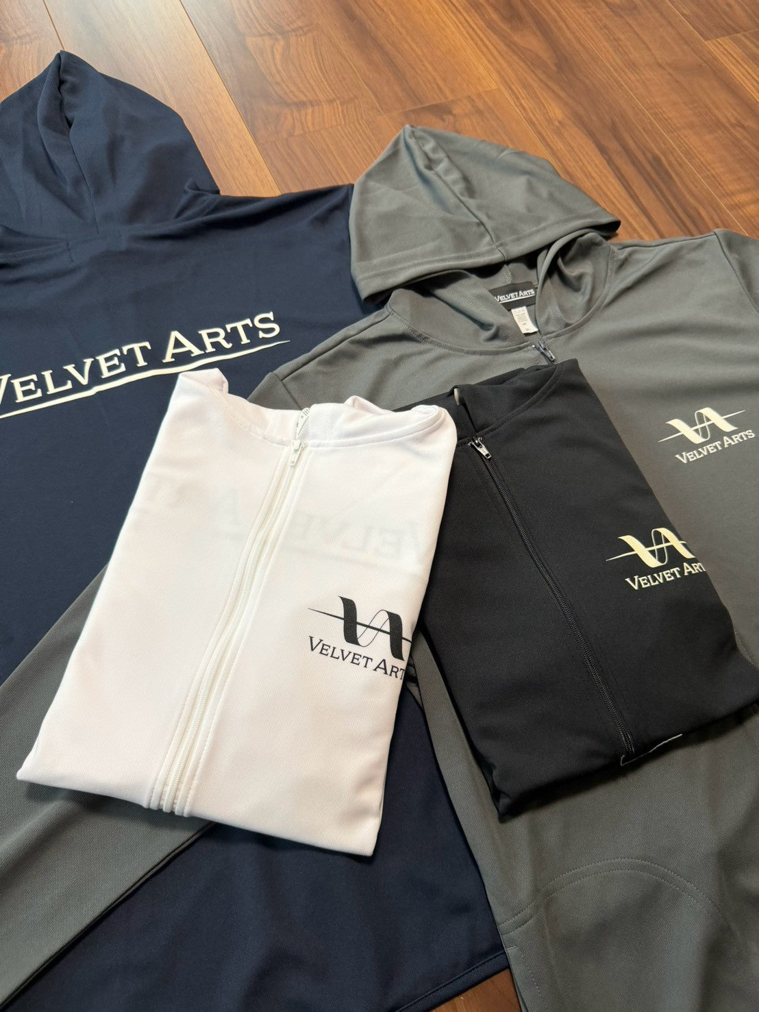 VAオンラインショップ – VELVET ARTS Official Website